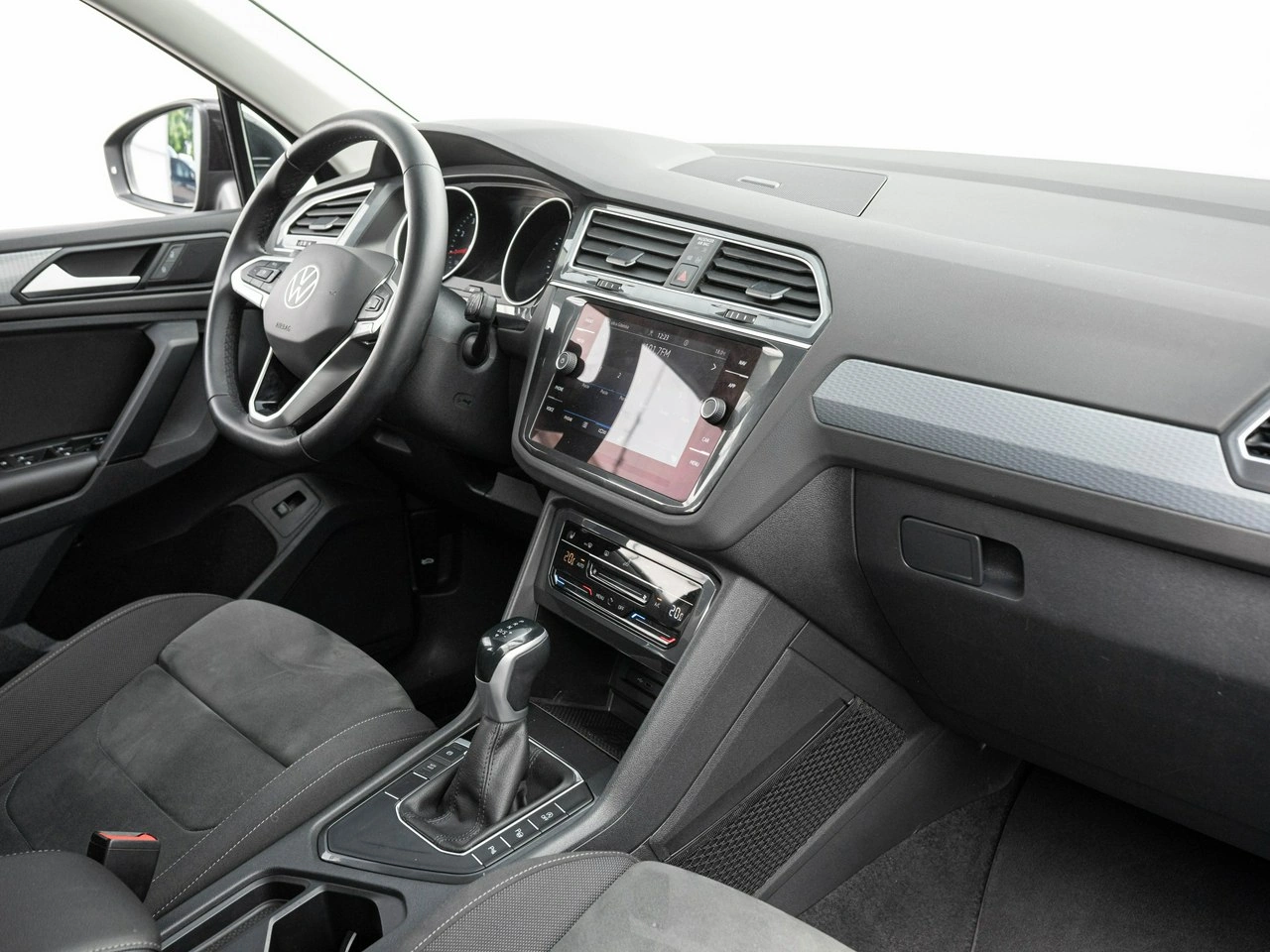 Volkswagen Tiguan - Zdjęcie 31