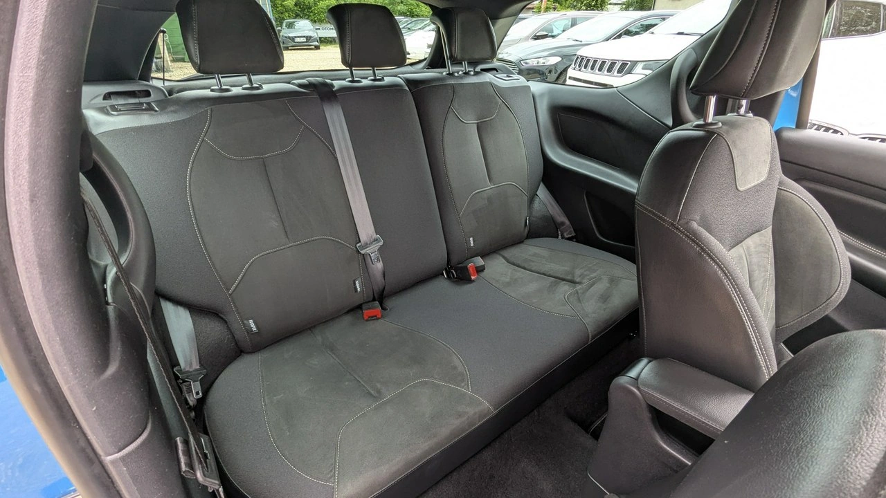 DS Automobiles DS 3 - Zdjęcie 16