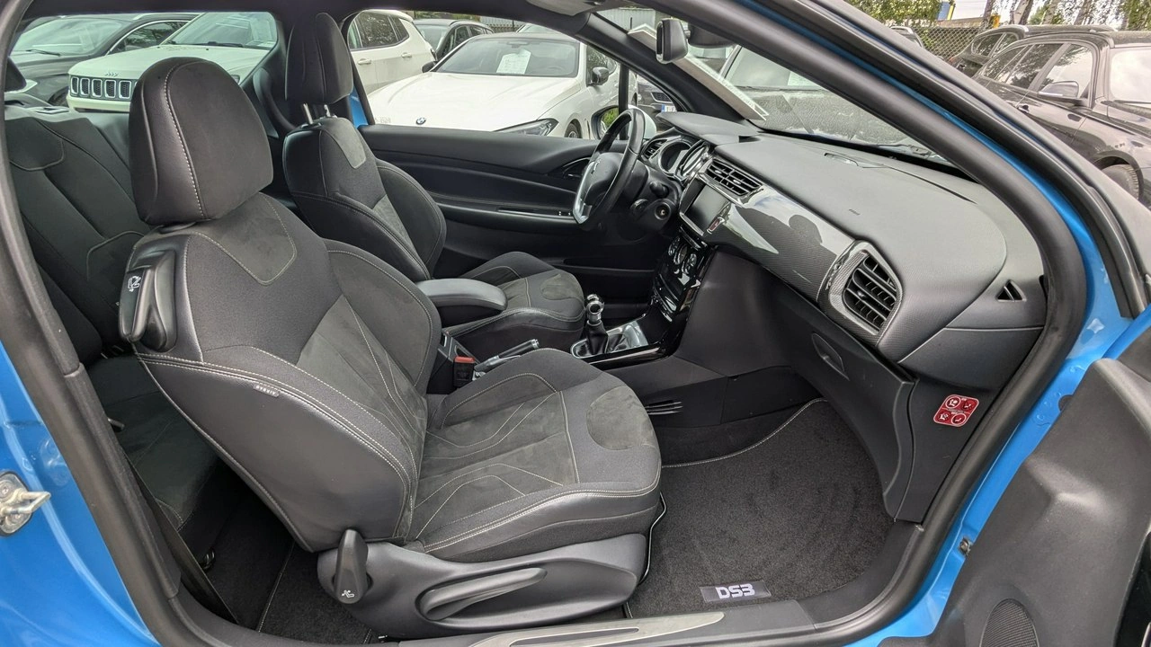 DS Automobiles DS 3 - Zdjęcie 17