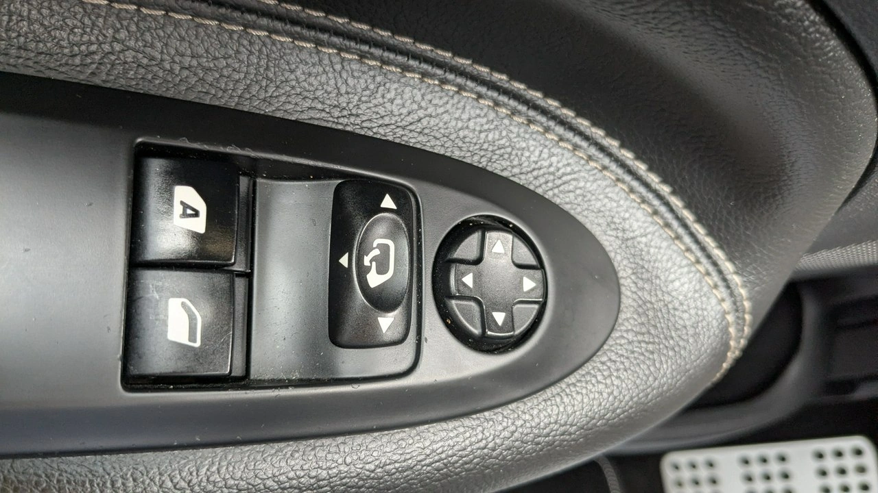 DS Automobiles DS 3 - Zdjęcie 30