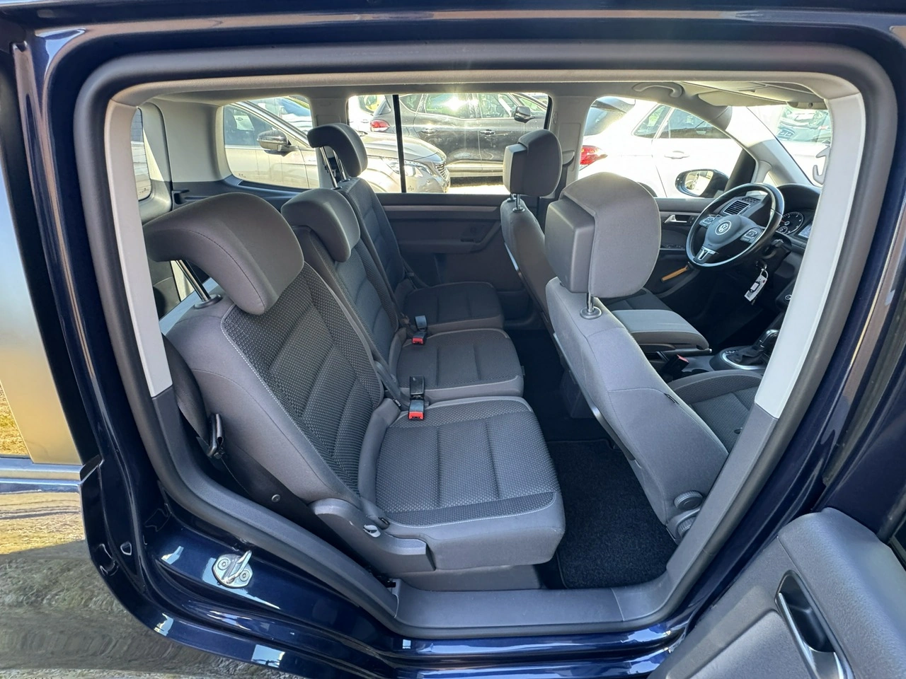 Volkswagen Touran - Zdjęcie 19