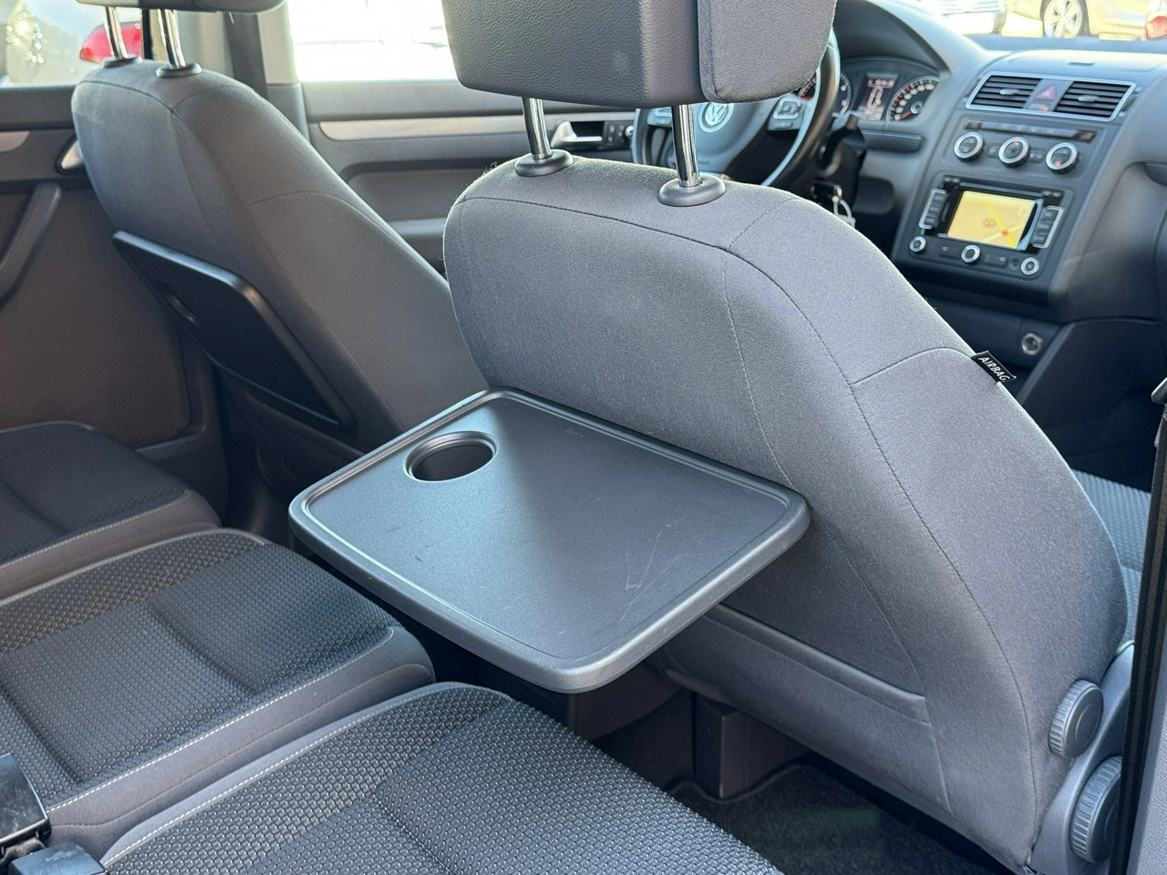 Volkswagen Touran - Zdjęcie 20