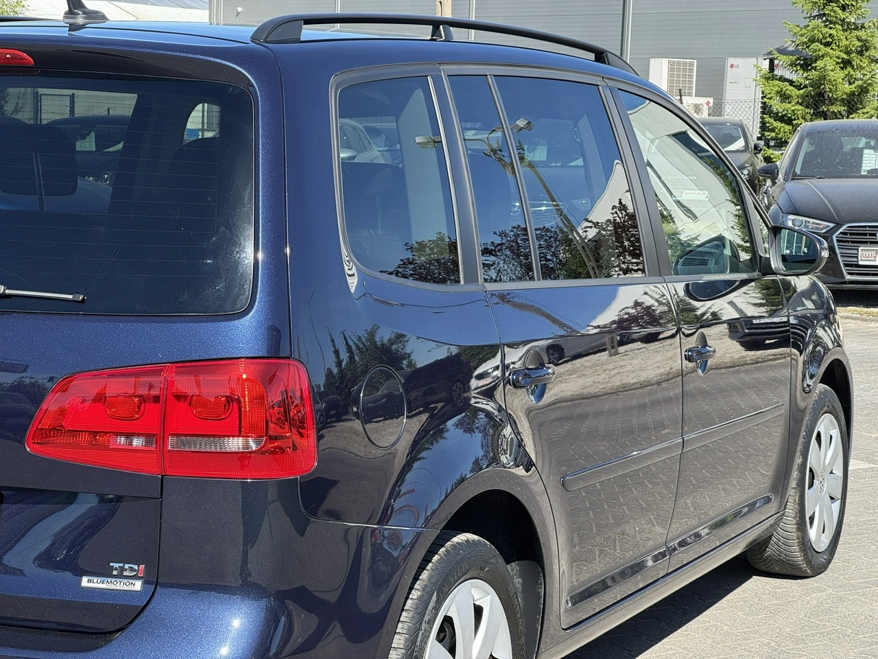 Volkswagen Touran - Zdjęcie 7