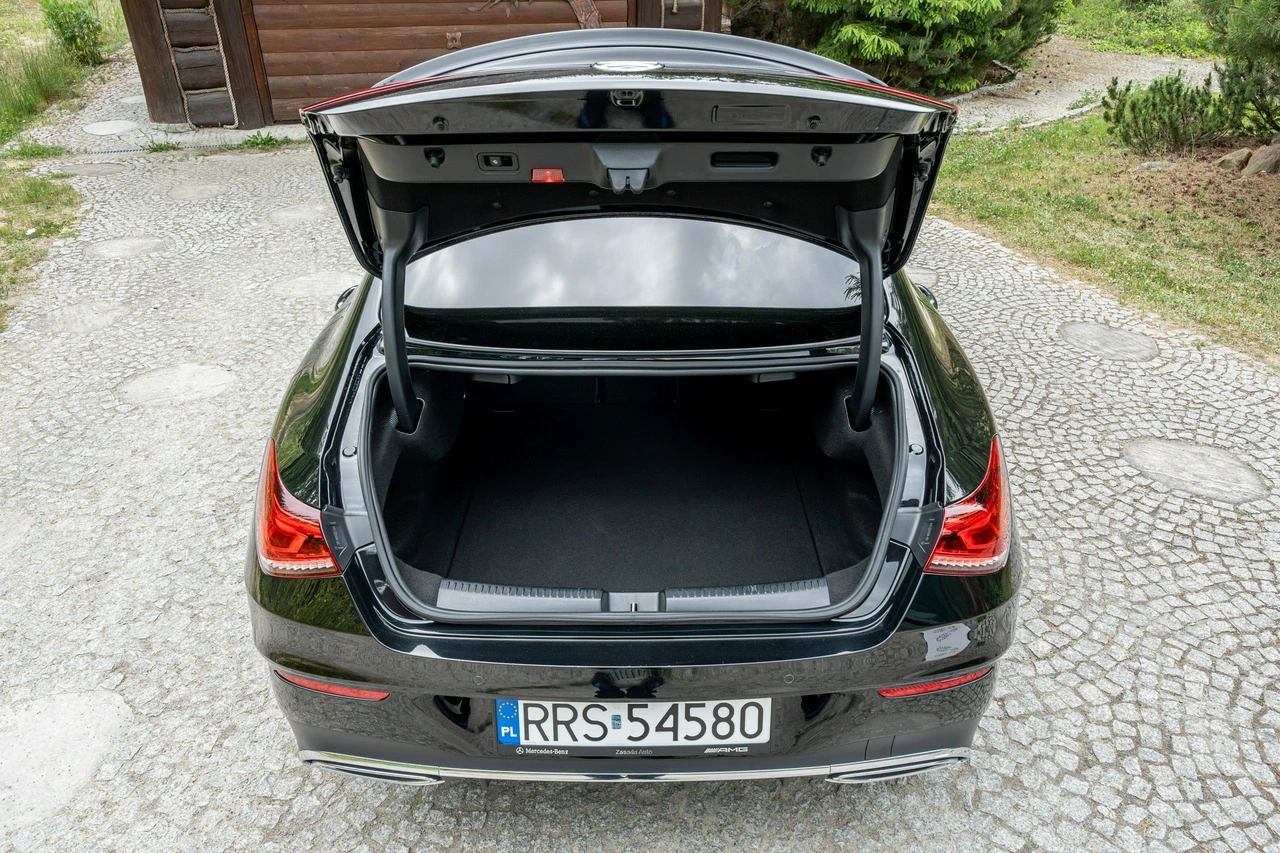 Mercedes CLA 200 - Zdjęcie 34