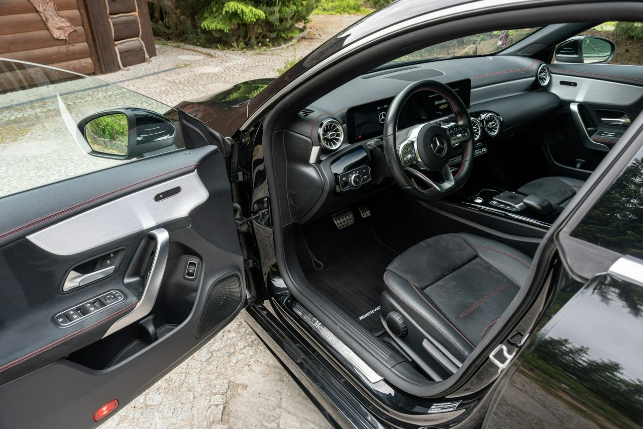 Mercedes CLA 200 - Zdjęcie 36