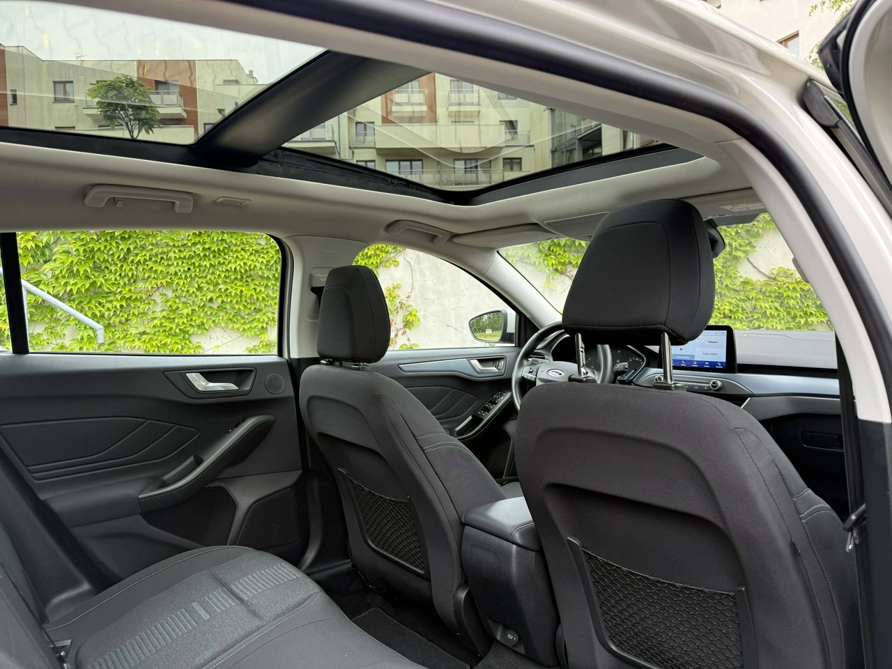 Ford Focus - Zdjęcie 17
