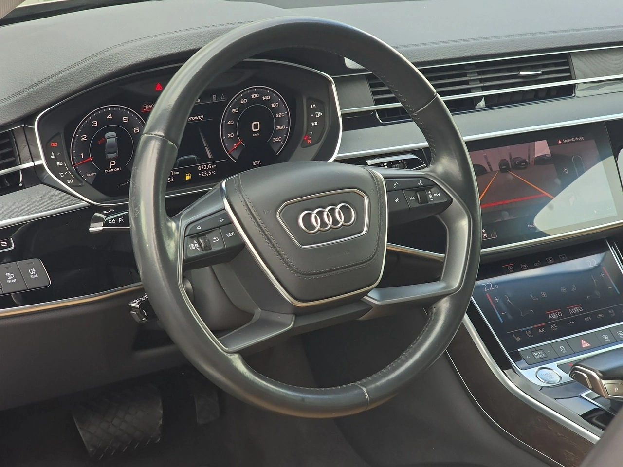 Audi A8 - Zdjęcie 16