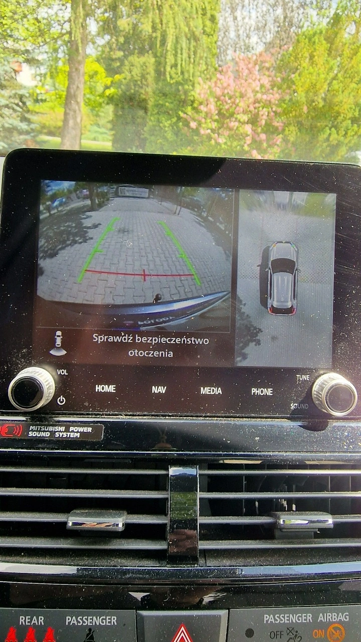 Mitsubishi Eclipse Cross - Zdjęcie 9