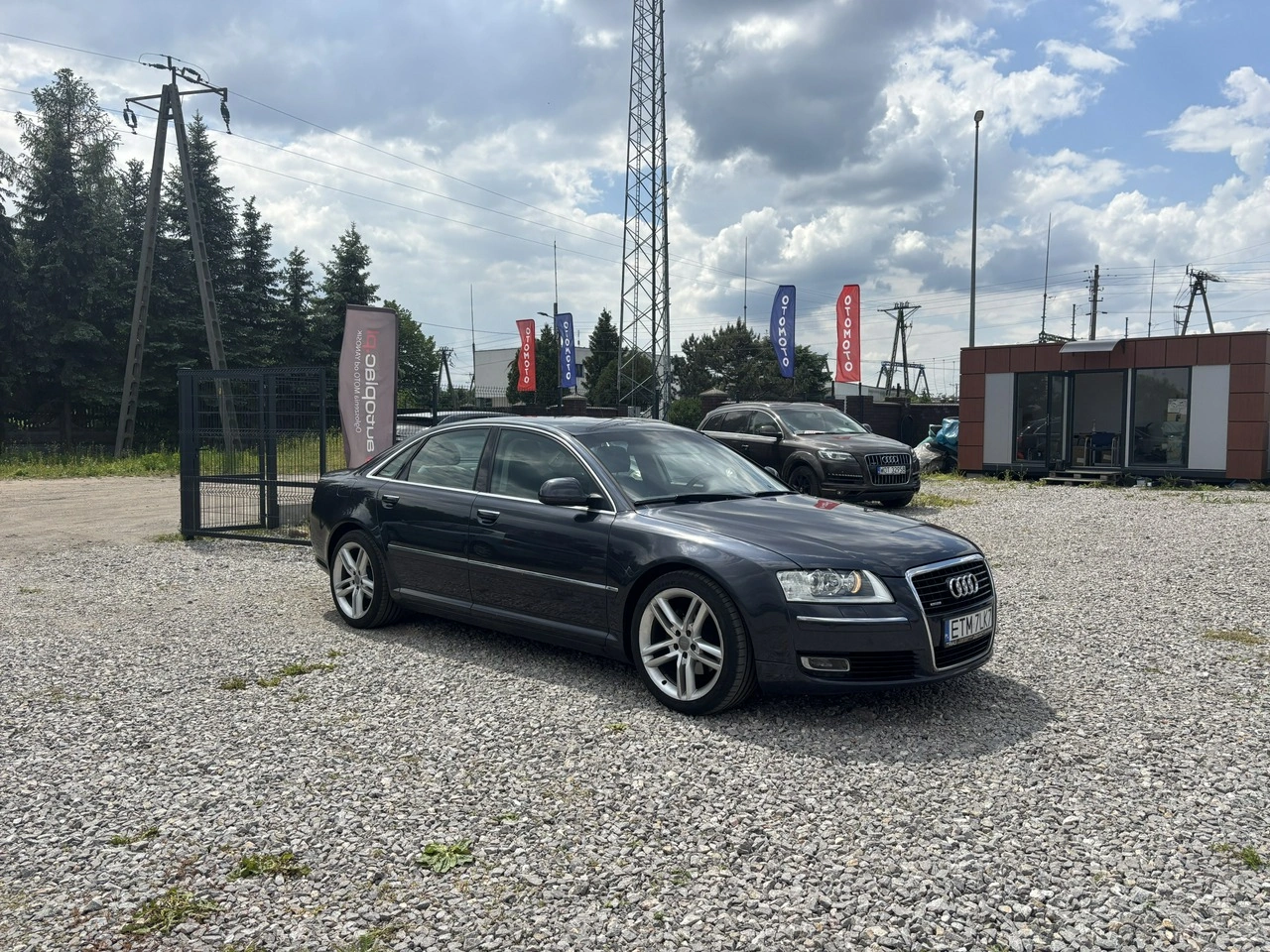 Audi A8 - Zdjęcie 11