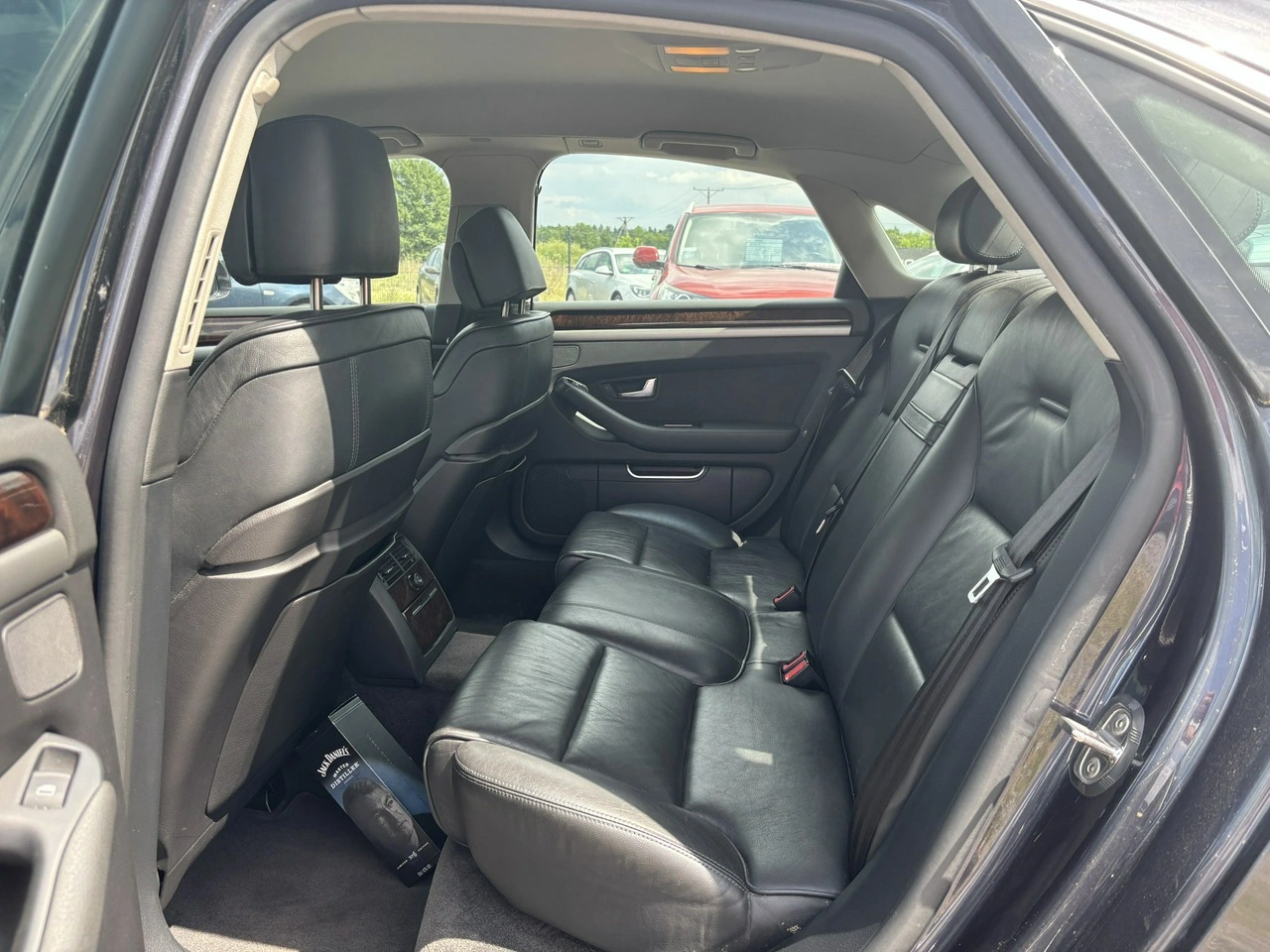 Audi A8 - Zdjęcie 29