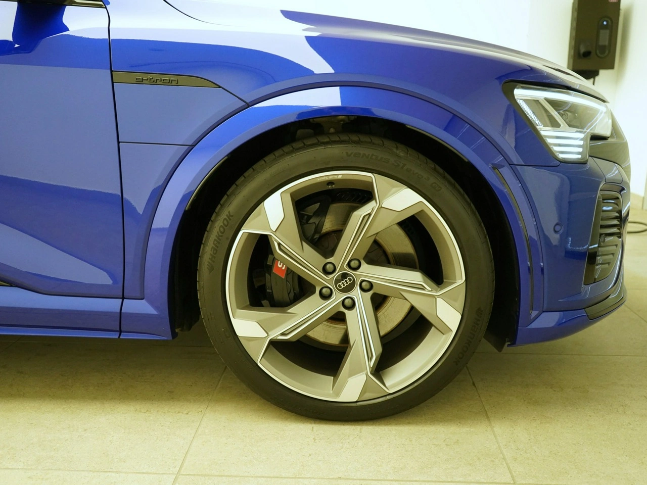 Audi SQ8 e-tron - Zdjęcie 10