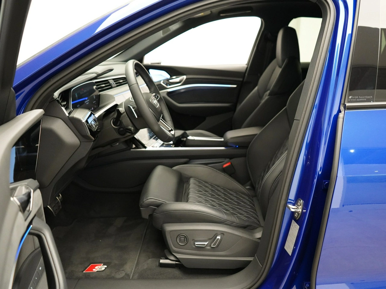 Audi SQ8 e-tron - Zdjęcie 11