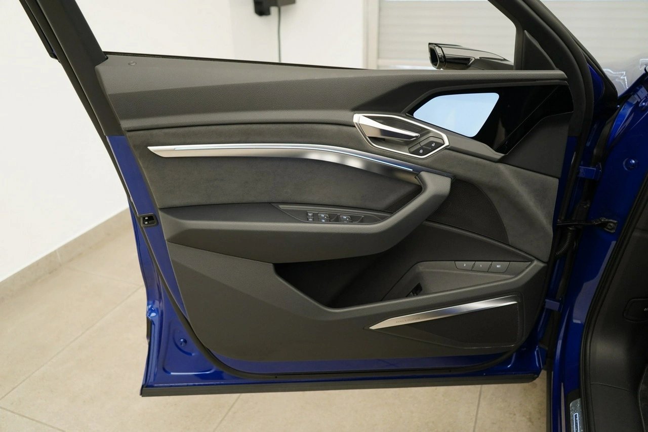 Audi SQ8 e-tron - Zdjęcie 19