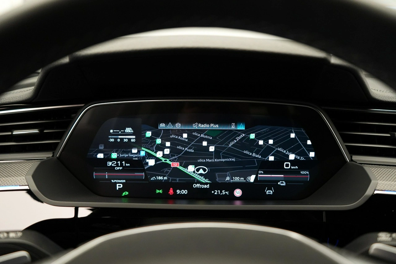 Audi SQ8 e-tron - Zdjęcie 23