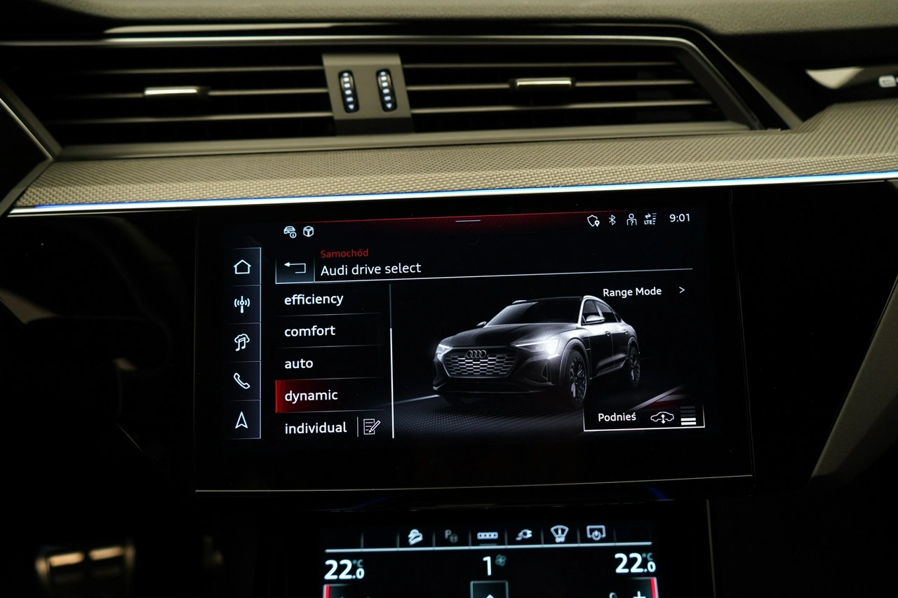 Audi SQ8 e-tron - Zdjęcie 32