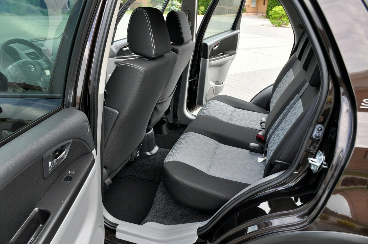 Suzuki SX4 - Zdjęcie 20