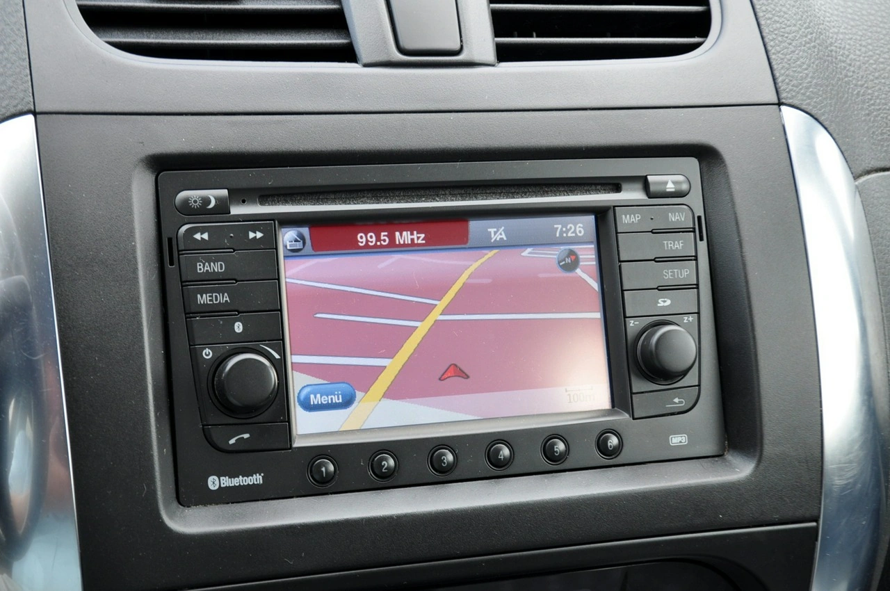 Suzuki SX4 - Zdjęcie 30