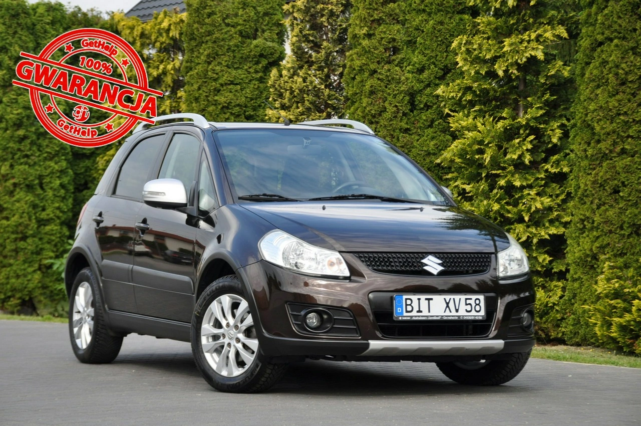 Suzuki SX4 - Główne zdjęcie