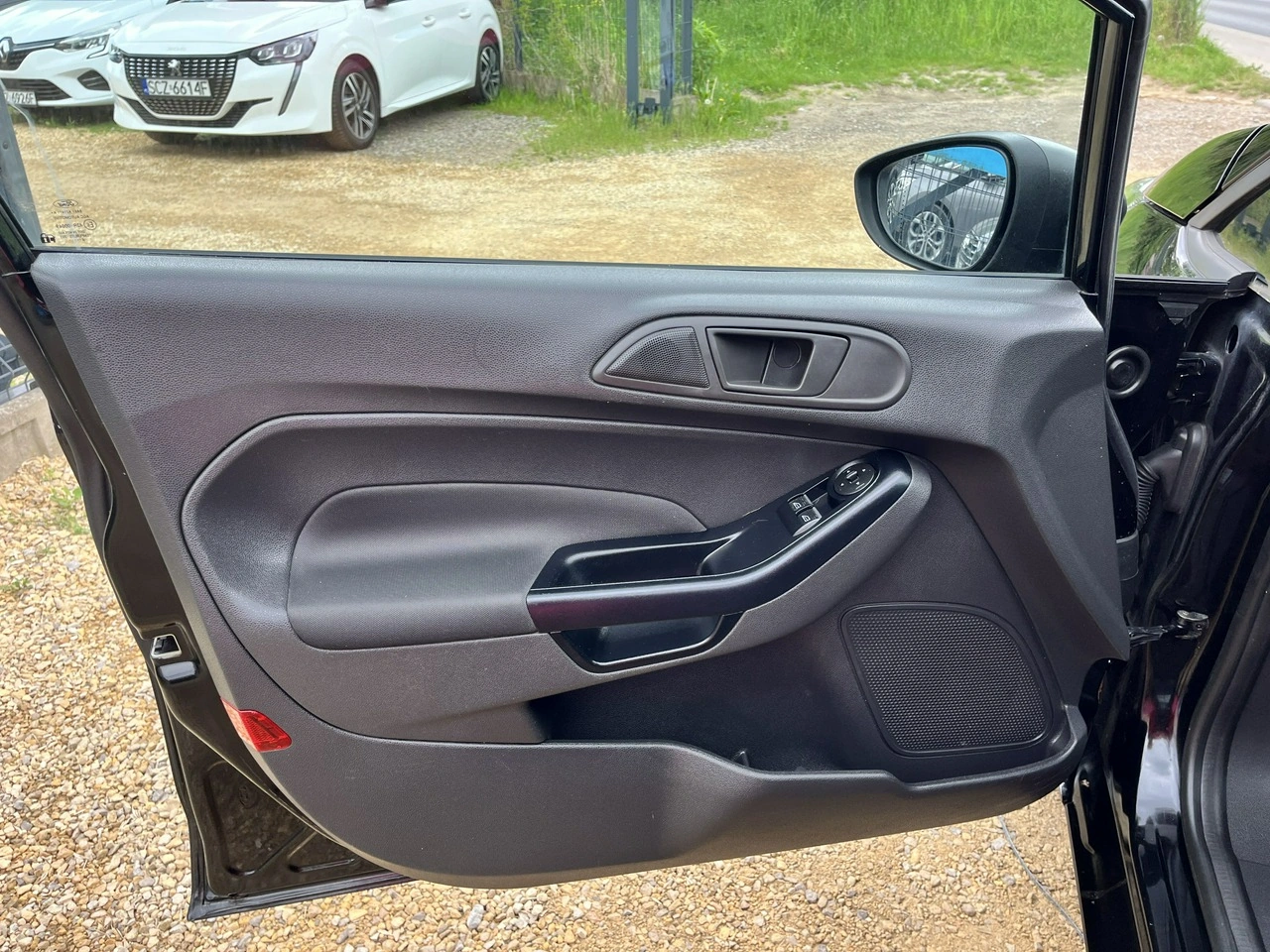 Ford Fiesta - Zdjęcie 9