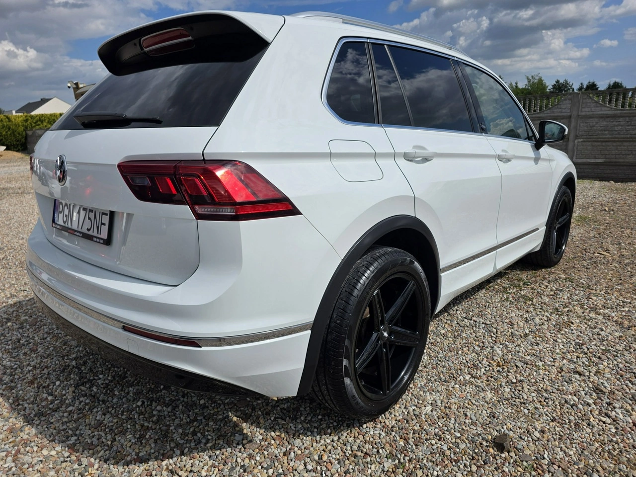 Volkswagen Tiguan - Zdjęcie 18