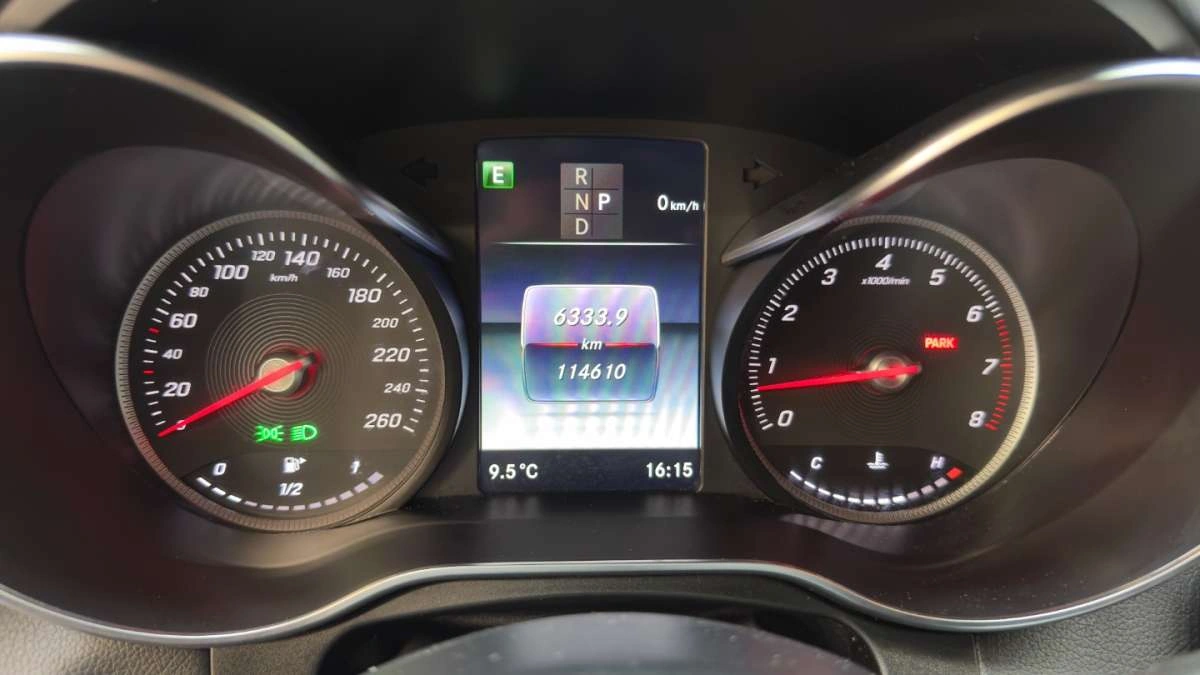 Mercedes-Benz GLC - Zdjęcie 25