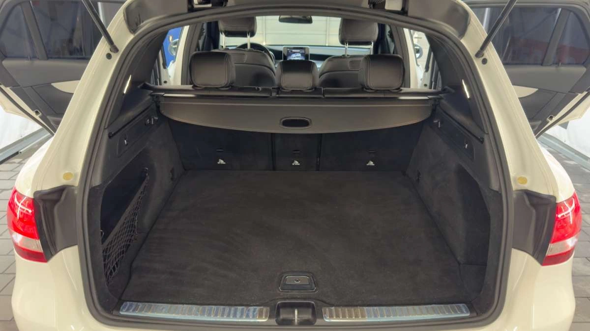 Mercedes-Benz GLC - Zdjęcie 35