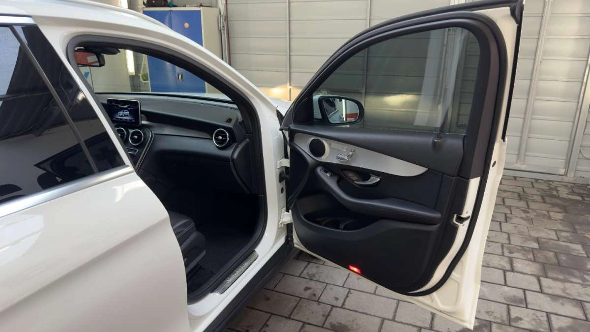 Mercedes-Benz GLC - Zdjęcie 39