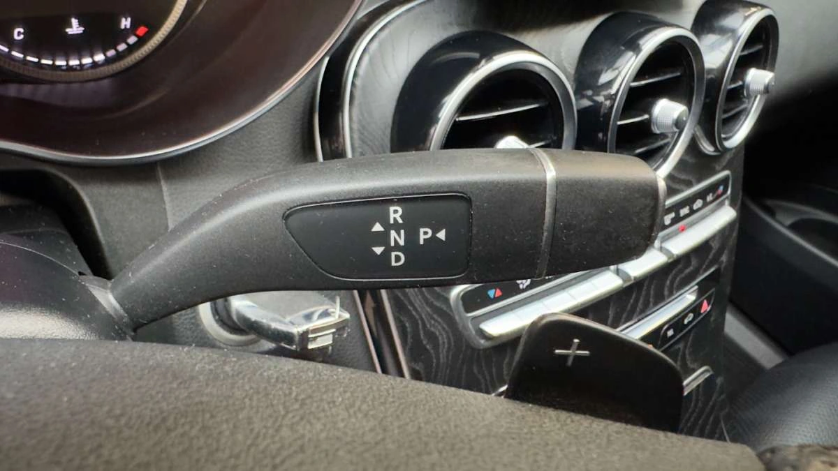 Mercedes-Benz GLC - Zdjęcie 24