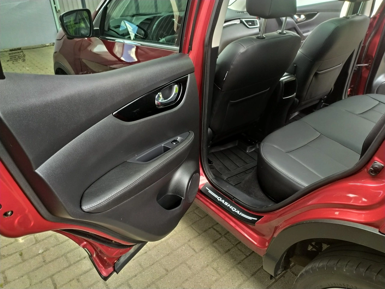 Nissan Qashqai - Zdjęcie 25