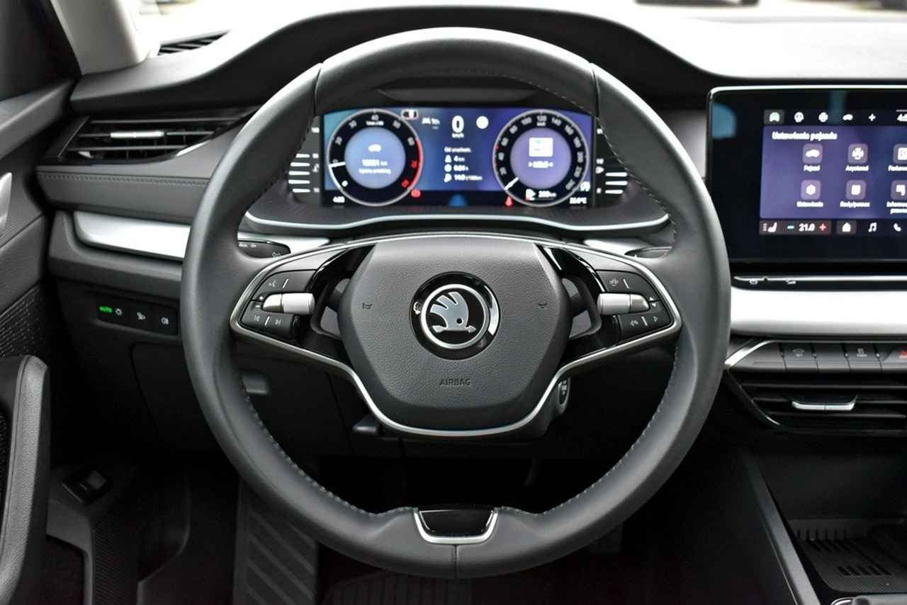 Skoda Octavia - Zdjęcie 14
