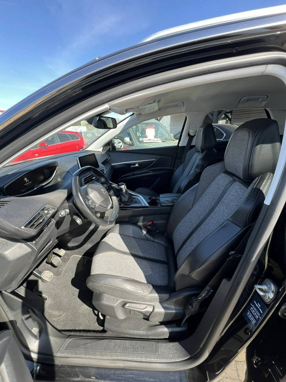 Peugeot 3008 - Zdjęcie 12
