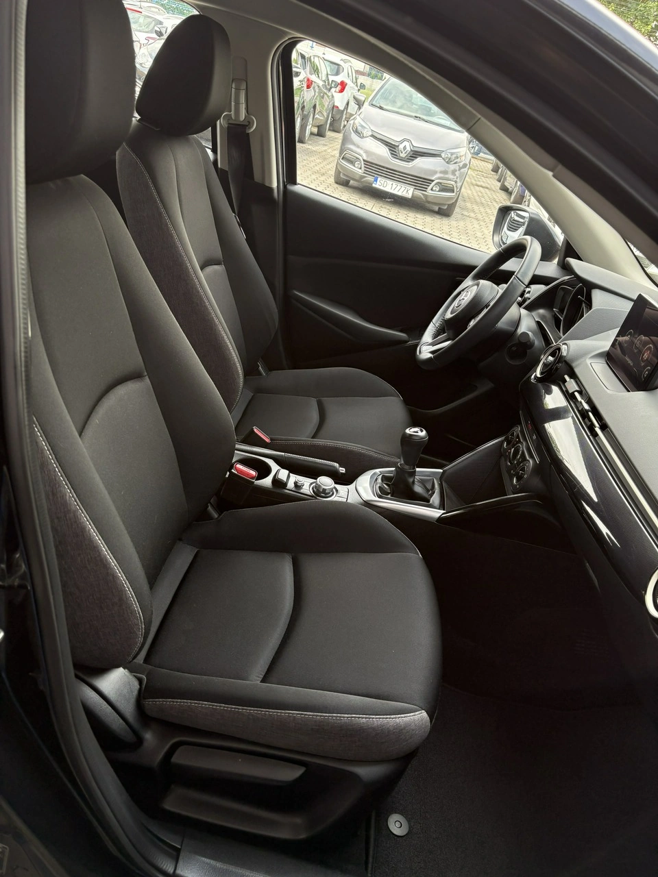 Mazda 2 - Zdjęcie 16