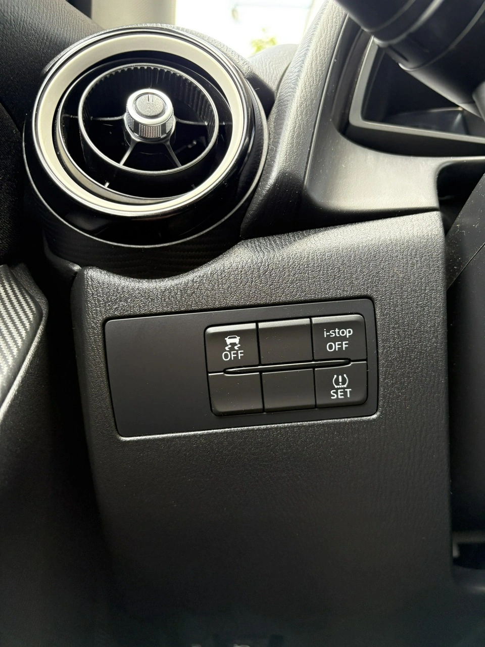 Mazda 2 - Zdjęcie 19
