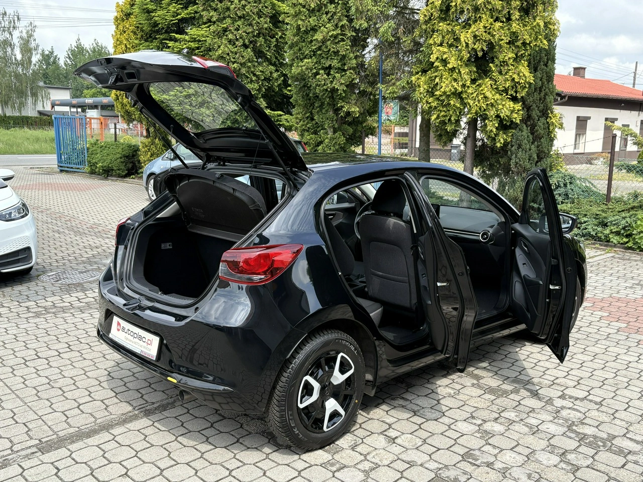 Mazda 2 - Zdjęcie 20
