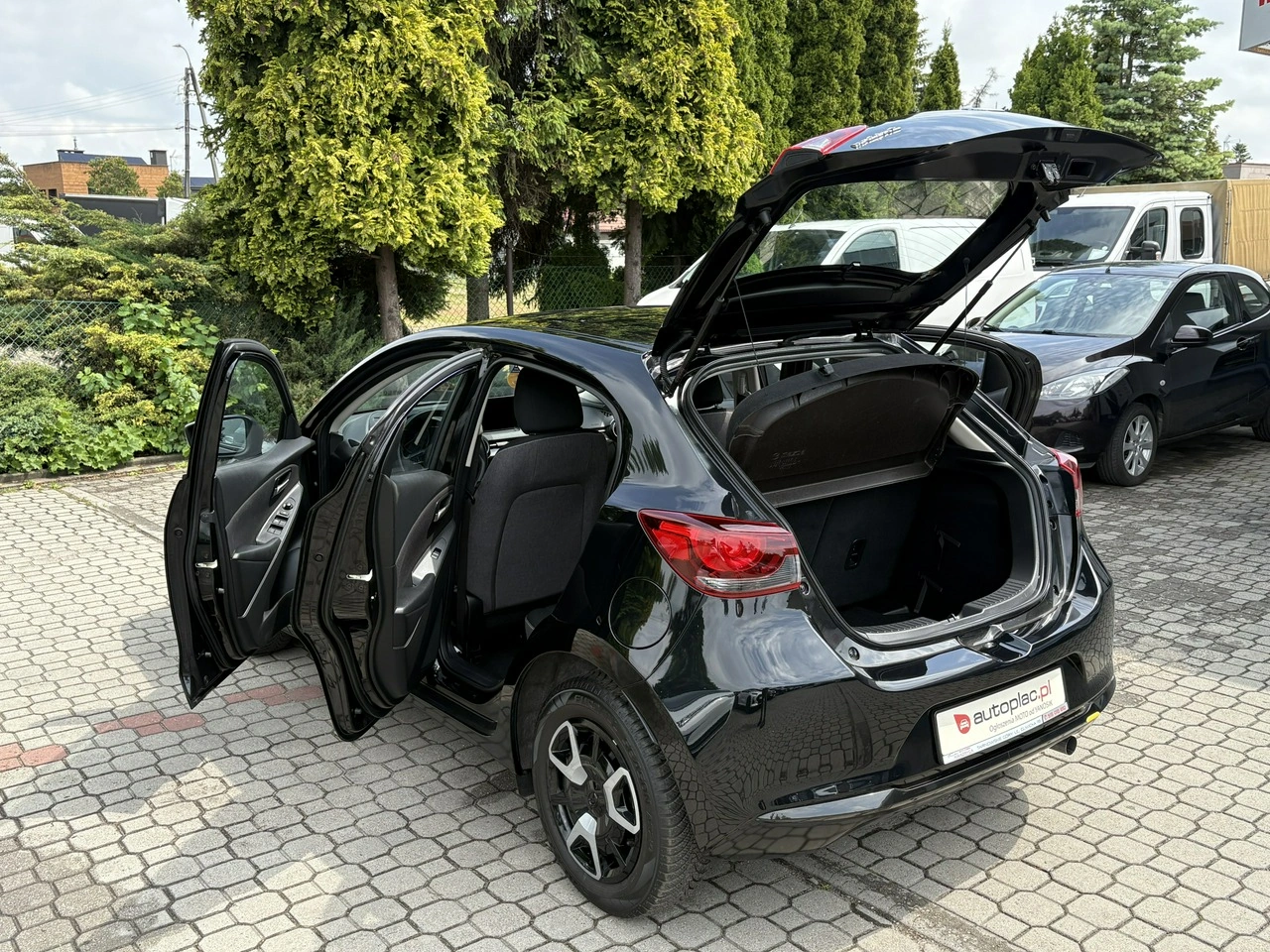 Mazda 2 - Zdjęcie 22