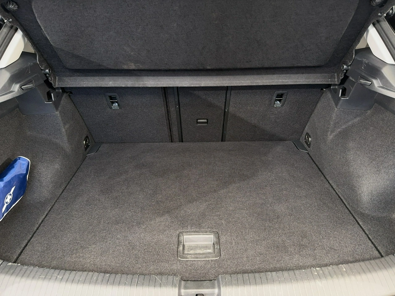 Volkswagen T-Roc - Zdjęcie 13