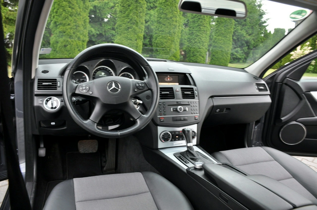 Mercedes C 220 - Zdjęcie 29