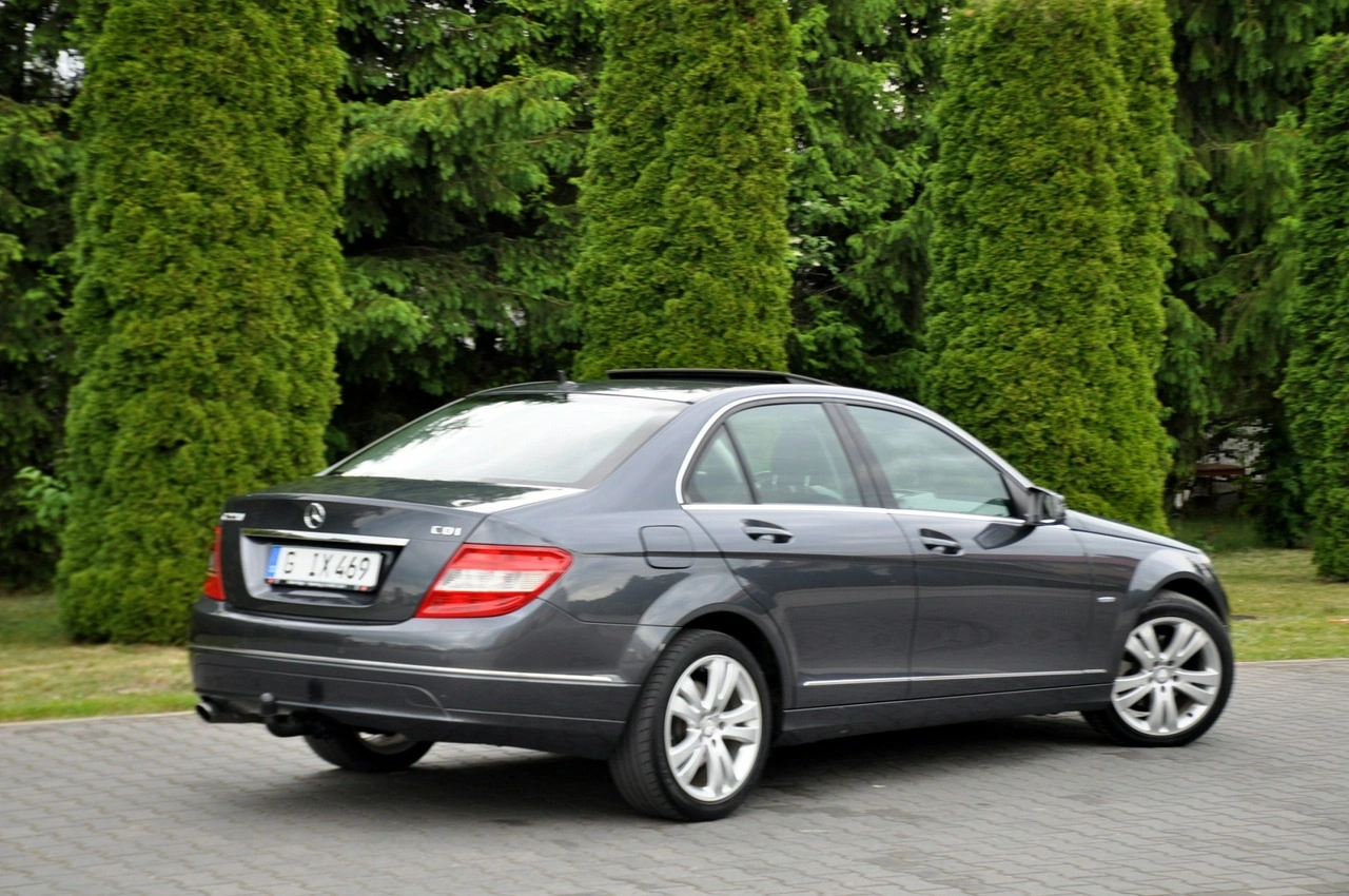 Mercedes C 220 - Zdjęcie 4