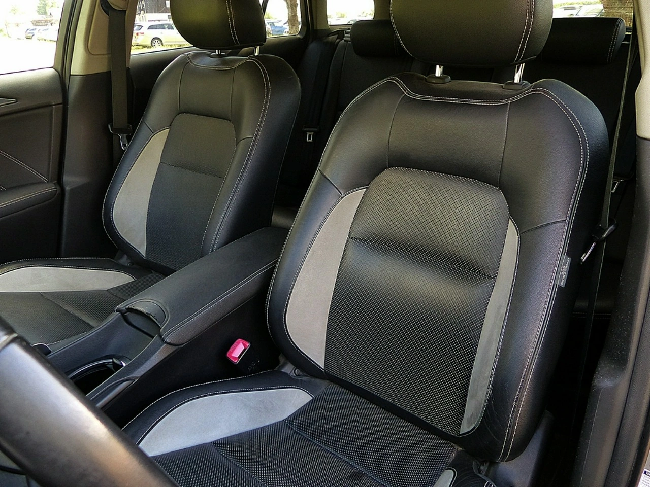 Toyota Avensis - Zdjęcie 19