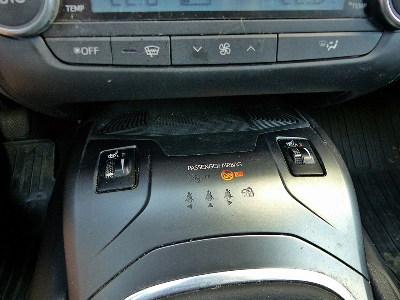 Toyota Avensis - Zdjęcie 32
