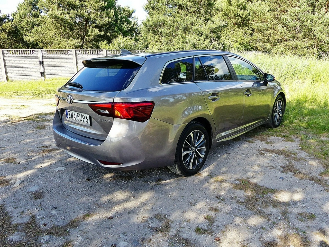 Toyota Avensis - Zdjęcie 7