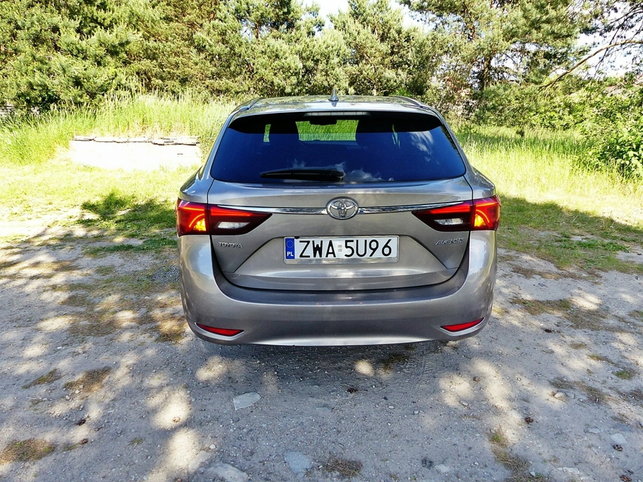 Toyota Avensis - Zdjęcie 8