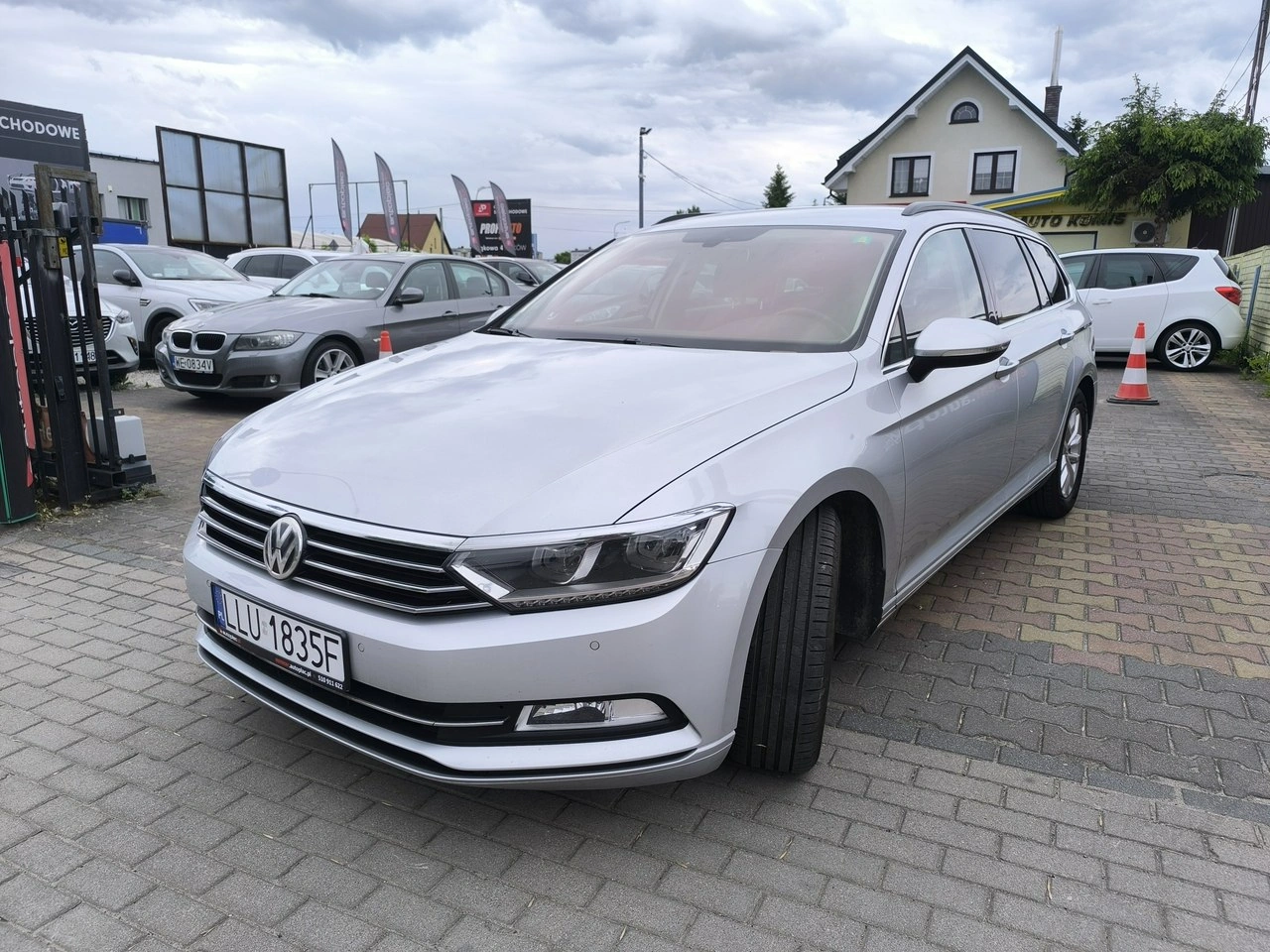 Volkswagen Passat - Zdjęcie 10