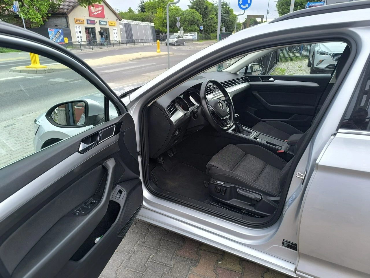 Volkswagen Passat - Zdjęcie 13