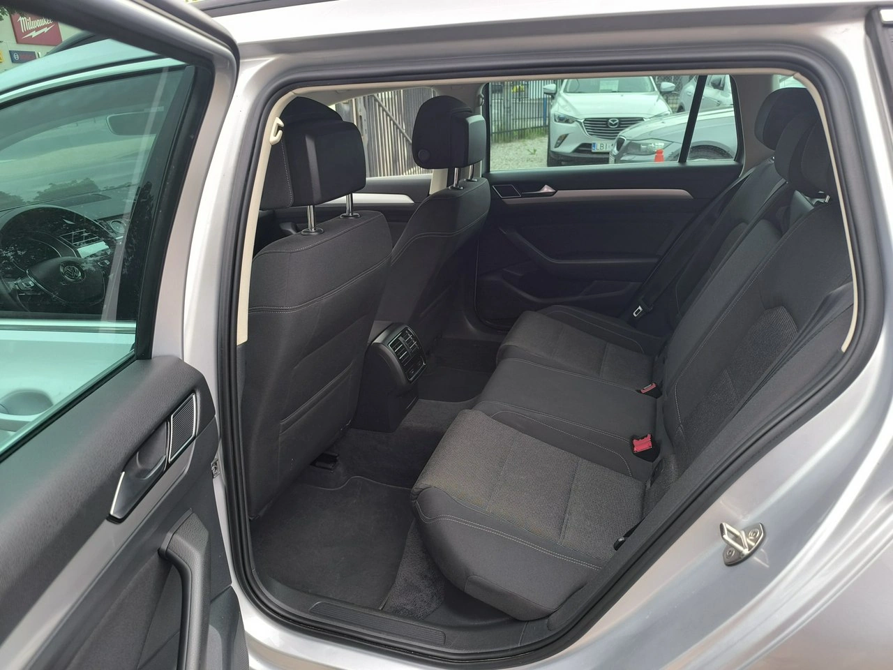 Volkswagen Passat - Zdjęcie 19