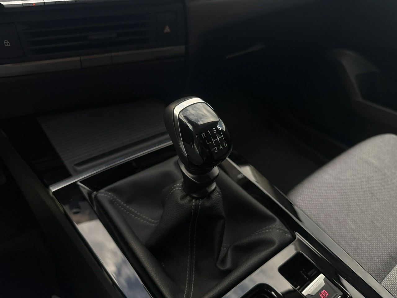 Opel Astra - Zdjęcie 26