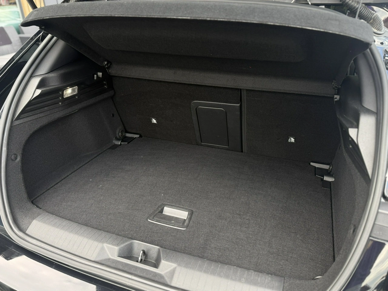Opel Astra - Zdjęcie 34