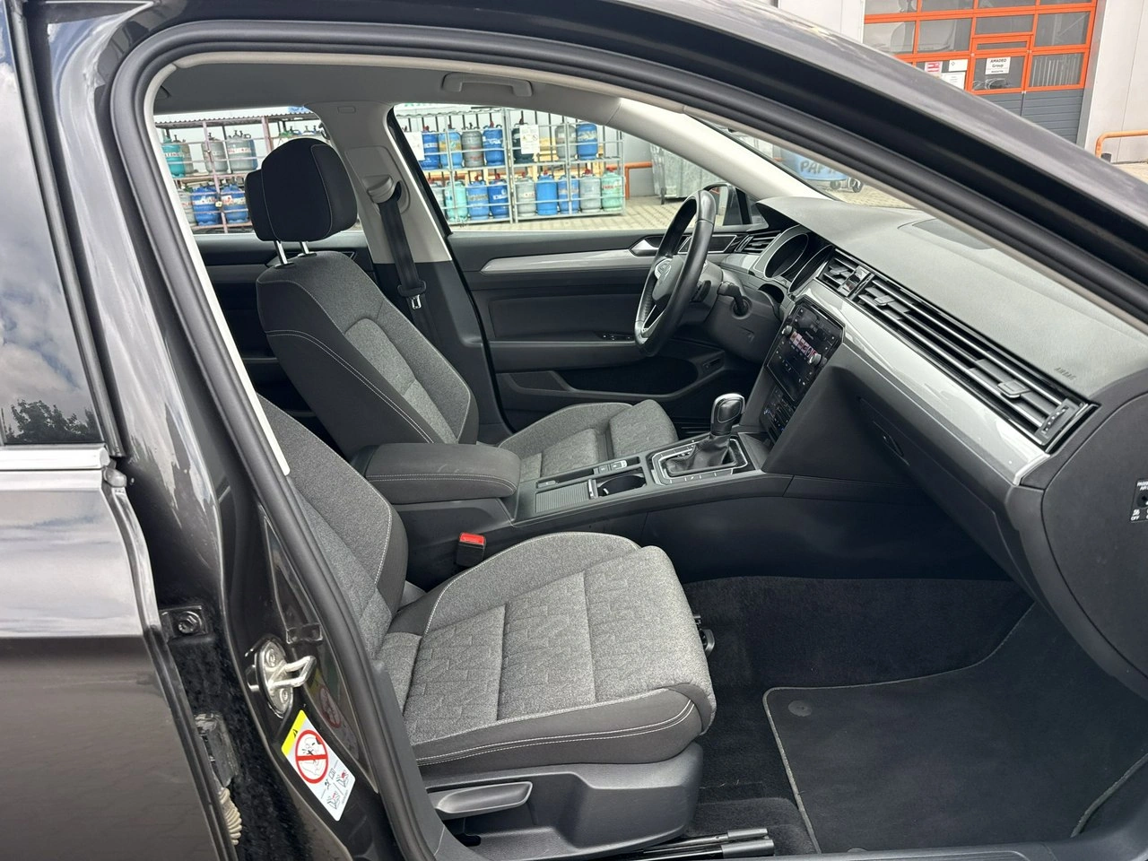 Volkswagen Passat - Zdjęcie 19