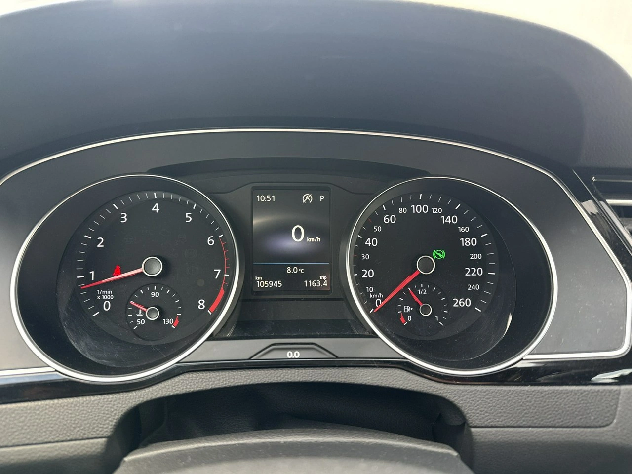 Volkswagen Passat - Zdjęcie 25