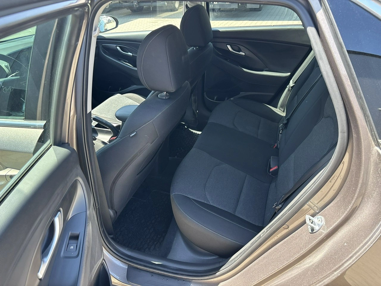 Hyundai i30 - Zdjęcie 11